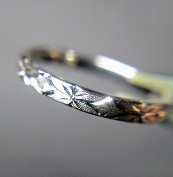 勿忘草 SV９２５ ｋ１８ 手彫り リング 金属アレルギー対応 花 彫金 3枚目の画像