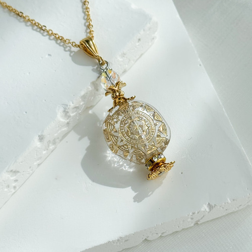 パフュームボトル 香水瓶 ペンダント ゴールド クラシカル