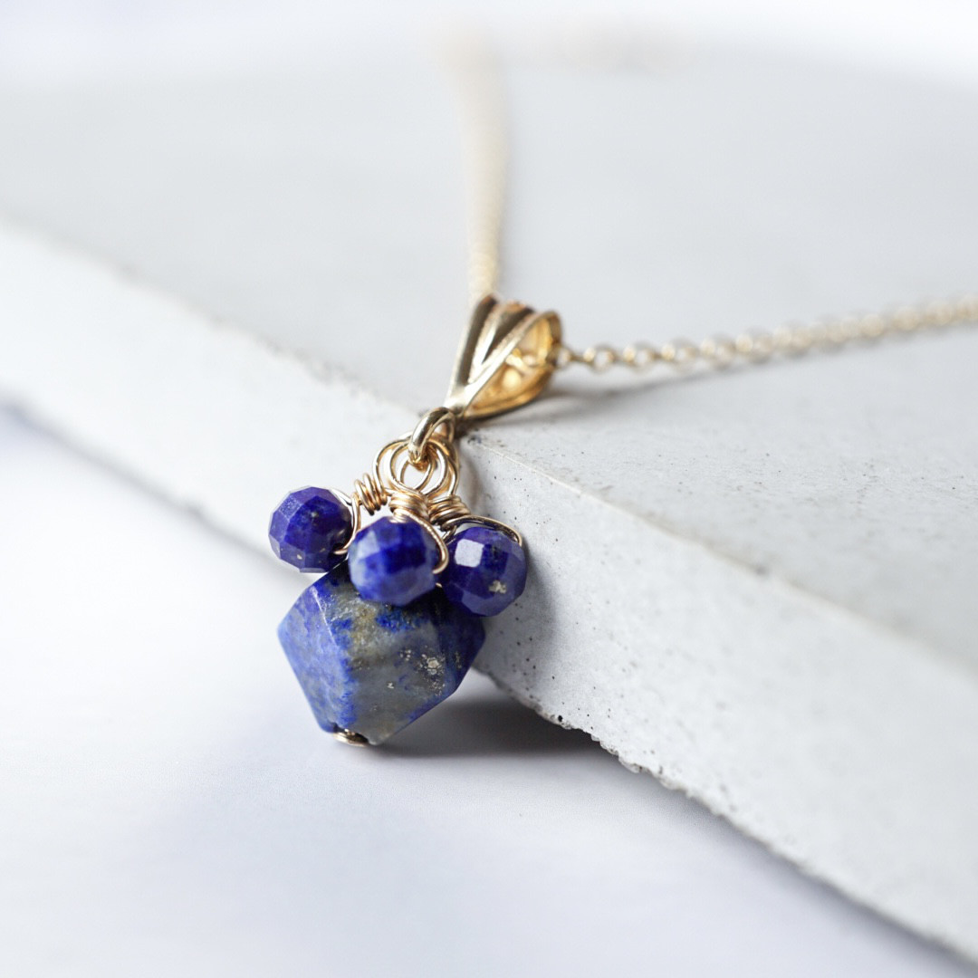 福袋 ネックレス 天然石 ヒスイ 翡翠 運勢UP 可愛い龍牙 誕生日