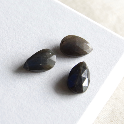 14kgf*ブラックラブラドライト×オパール ピアスorイヤリング/天然石  