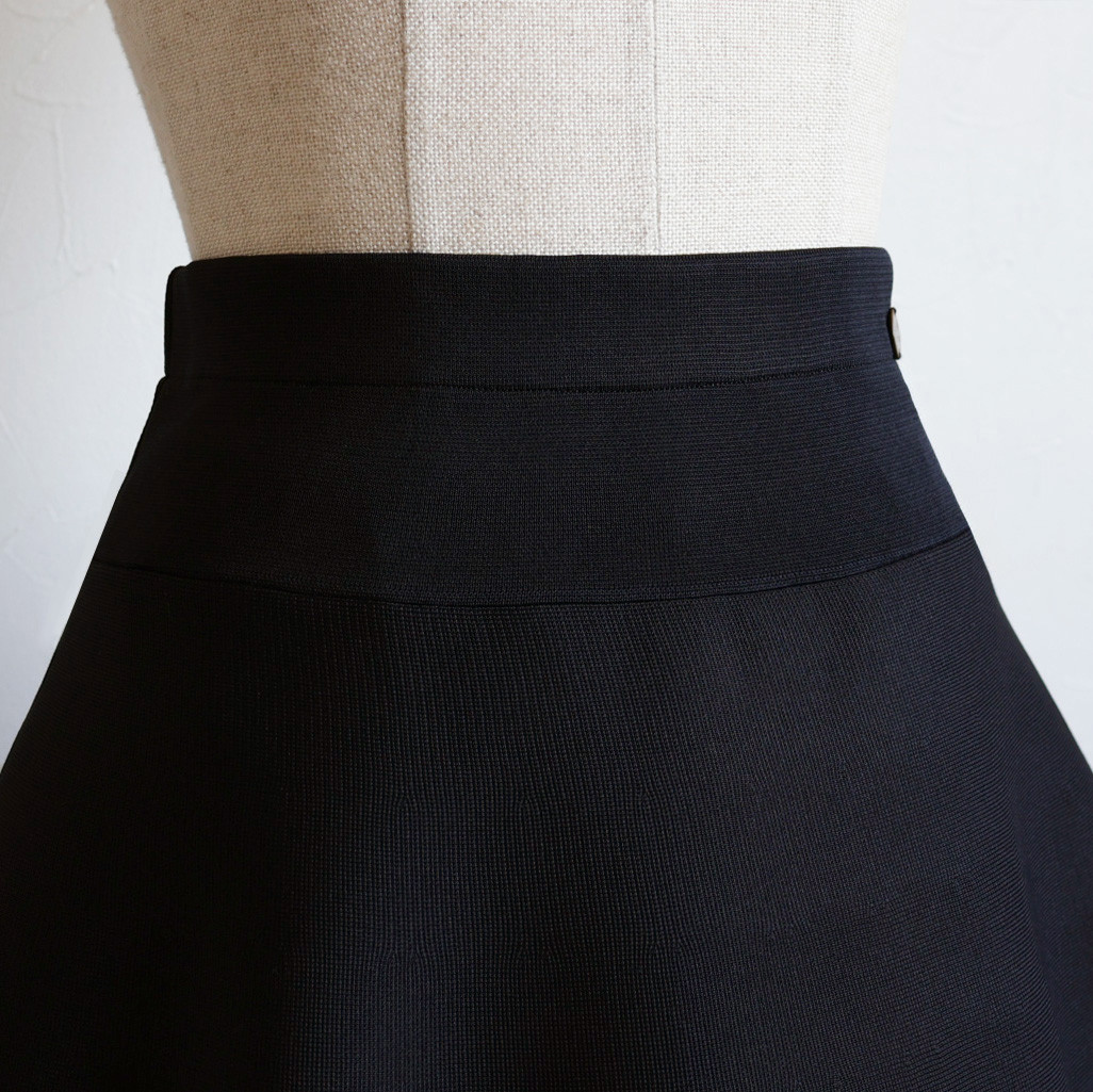 【選べる5色◎3サイズあります】裾レース ニットフレアスカート【ブラック】