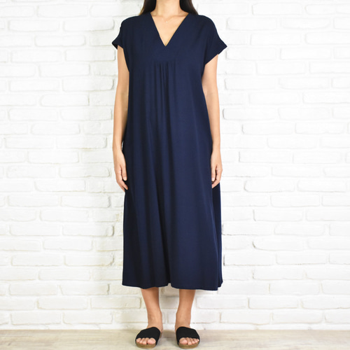 大きいサイズ】シンプルなVネックワンピース ネイビー 紺