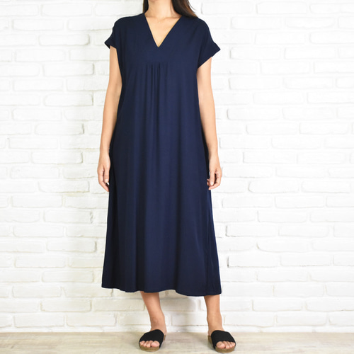 ネイビー Vネック 七分袖 ワンピース　新品 大きいサイズ】シンプルなVネックワンピース ネイビー 紺