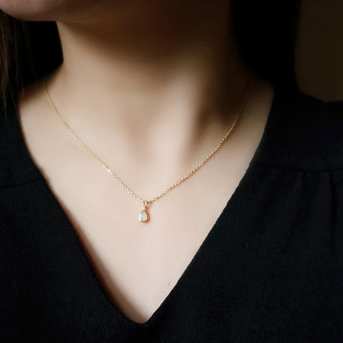 10月誕生石》プレシャスオパール しずく 一粒 ネックレス 14kgf