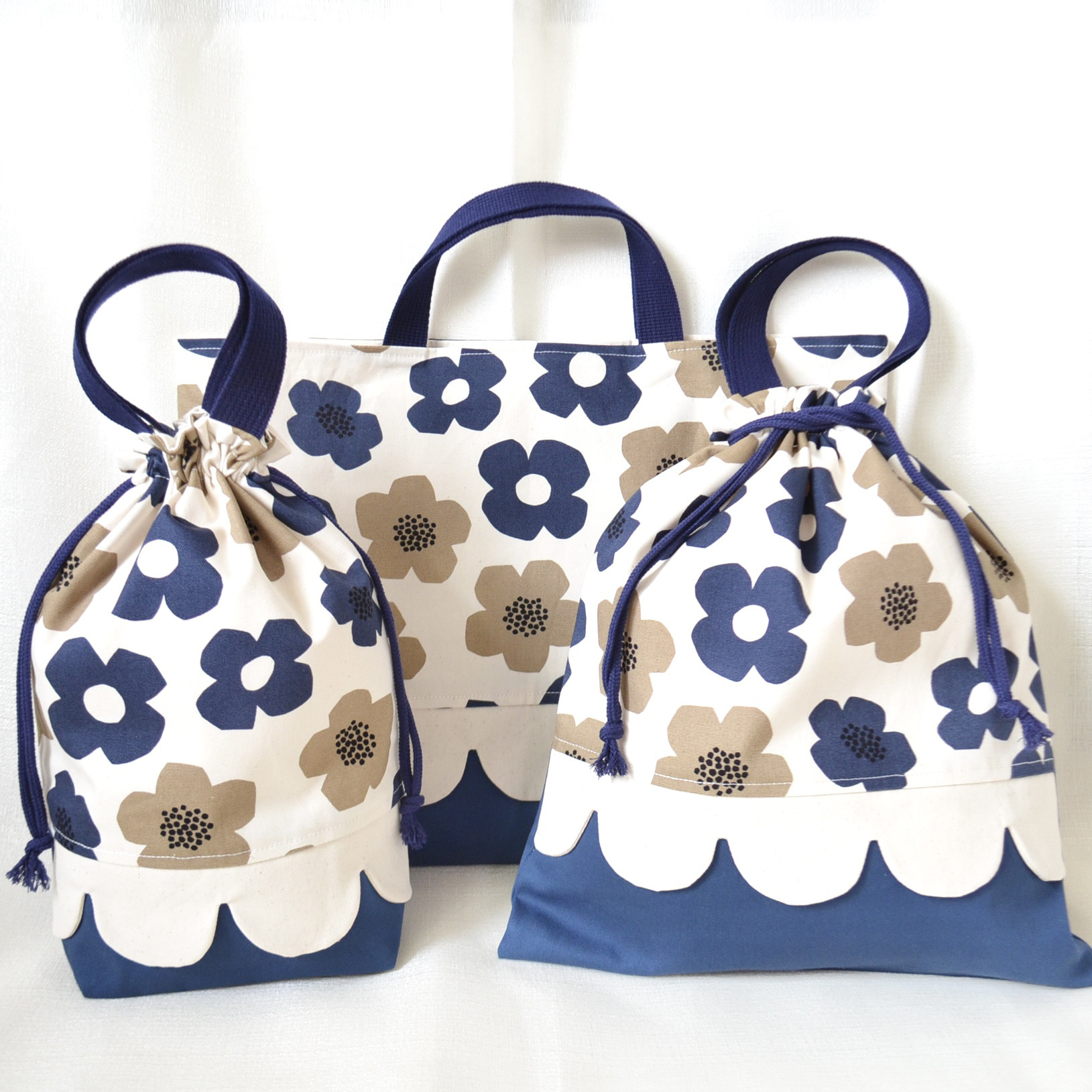 【受注制作】入園・入学準備　3点セット　ネイビー　北欧調花柄　フリル　サイズオーダー可