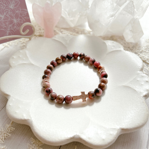 個性的ロードナイトゴムブレスレット·͜· ︎︎ 守護・自信】クロスモチーフ✝️ ロードナイト 天然石ブレスレット