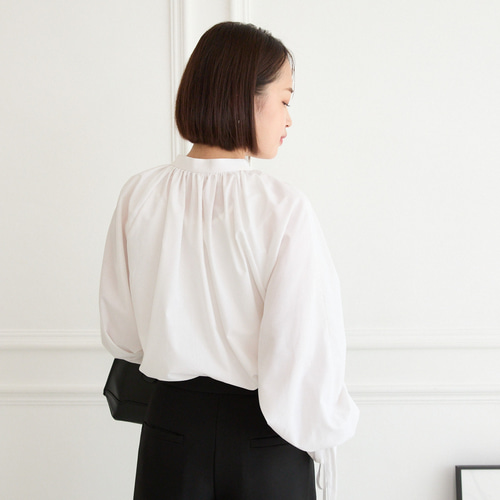 式典〜普段着も◎ 大人可愛い 袖リボン ブラウス ホワイト シワになり