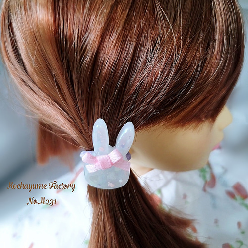 リボンドレスのうさぎちゃん レジンヘアゴム リボンドレスのうさぎちゃん レジンヘアゴム
