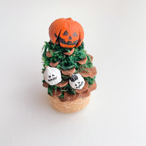 お値下げ中❣️ハロウィン❣️お化け、ほうき、かぼちゃ、薔薇フラワーアレジ❁⃘*.゜ ハロウィンおばけちゃん🎃 かぼちゃぼうし、ねこ耳、魔女のぼうしの3