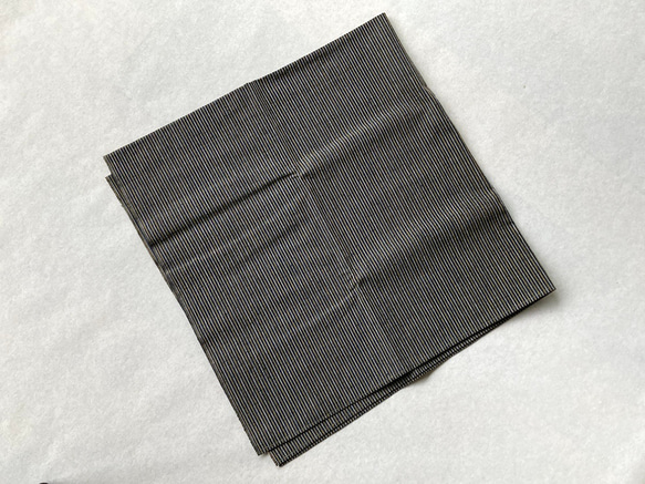 館林紬 ふろしき 紺白黄千筋【群馬産織物】 4枚目の画像