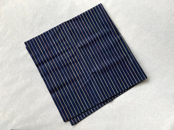 館林紬 ふろしき 紺＋ピンク【群馬産織物】 4枚目の画像