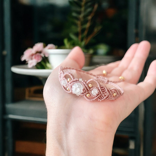 天然石☆①ジューシーピースフラワーカービングのピアス・ブレスレット14kgf 天然石☆①ジューシーピースフラワーカービングのピアス・ブレスレット