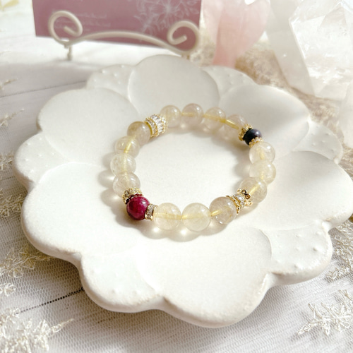 ルビー＆ルビーインカイヤナイト＆ゴールドルチルクォーツ 天然石