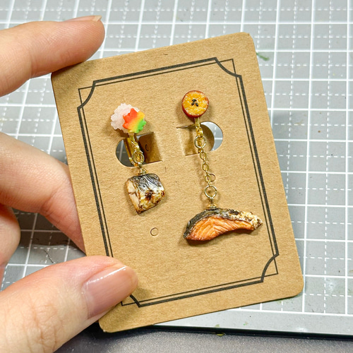 期間限定】秋鮭と秋サバのピアス・イヤリング ピアス（フック