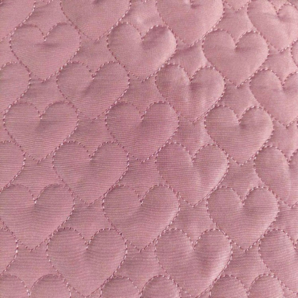 【3mama】ハート刺繍×フリル×ハートキルティング キルティングページに新商品が登場！上品なハートの模様の