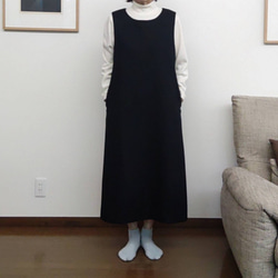 サイズ別 裏地付き 圧縮ウールニットのAラインジャンパースカート 黒