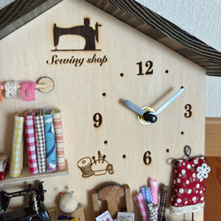 ミニチュア　ソーイングショップ　手芸屋さん置き時計　 7枚目の画像
