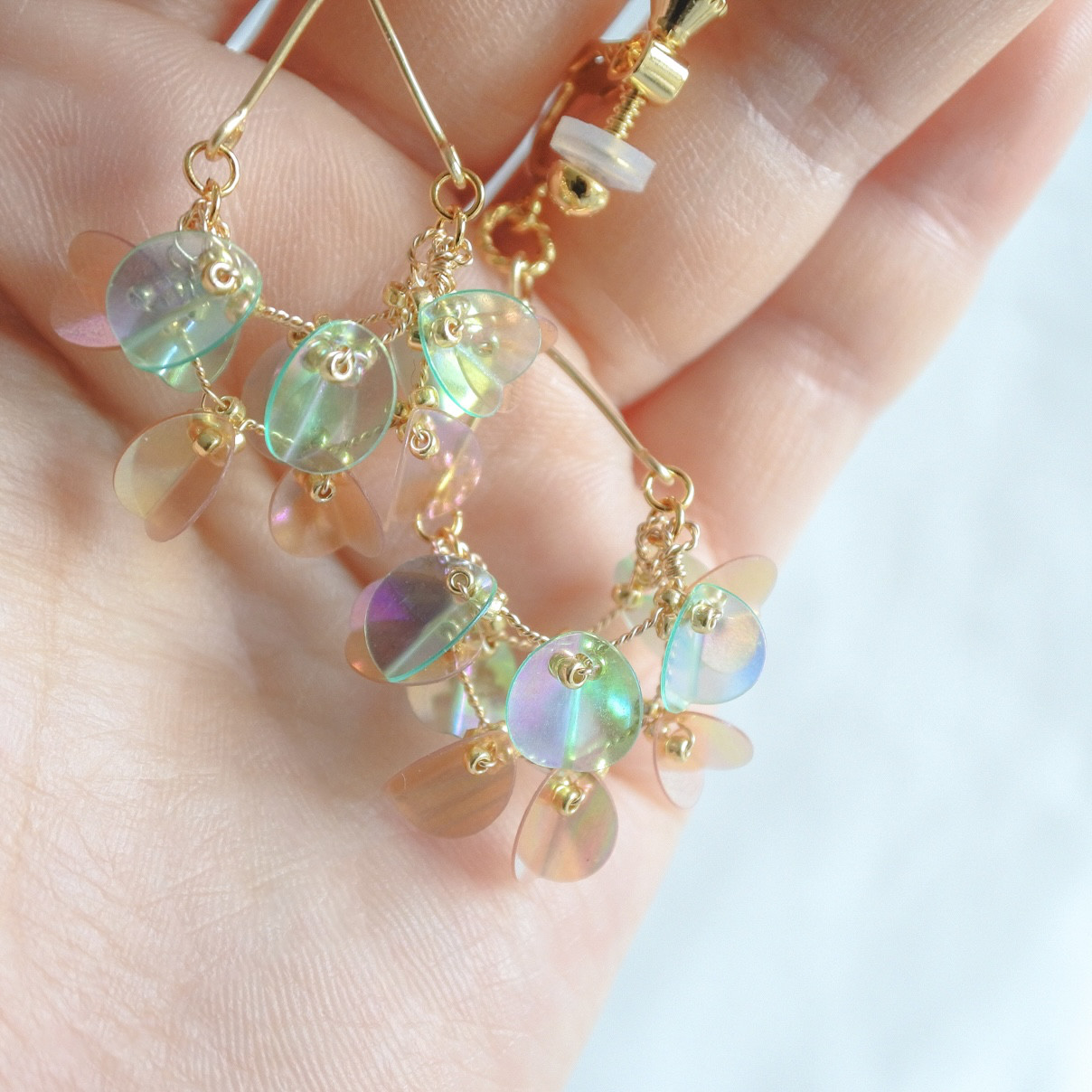 小枝耳飾り【晴る(はる)】小枝ピアス　小枝イヤリング　ワイヤーアクセサリー　スパンコール