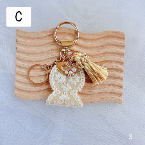 ⑅インド刺繍リボン⑅キーホルダー キーホルダー hanyuka handmade