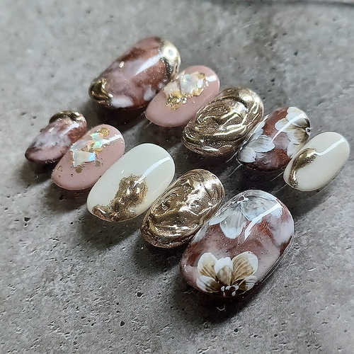 即日発送/フリーサイズ カフェオレ×フラワー ネイルチップ 現品 No.235 