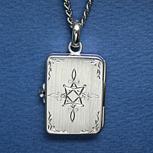 プラチナ900製：遺骨入れ＆写真入れ兼用・ロケットペンダント