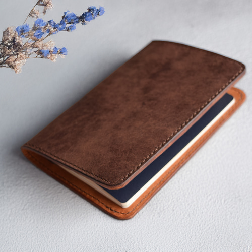 パスポートケース 本革 ｲﾀﾘｱﾝﾚｻﾞｰ Brown ブラウン その他ケース