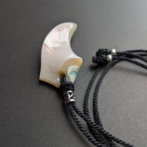 hiro❀レイキ玉ネックレス夜光❀ ☆虹の水晶玉17mm☆ネックレスペンダン☆天然石レインボー