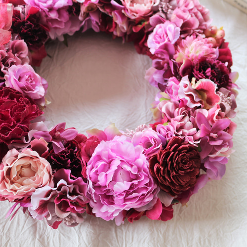 ずっと飾れる♡ローズピンクの華やかリース/クリスマスリースにも