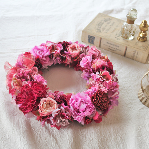 ずっと飾れる♡ローズピンクの華やかリース/クリスマスリースにも