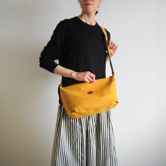 「Everydayショルダー」ショルダーバッグ/斜めがけ/マスタード8号帆布【受注制作】 2枚目の画像