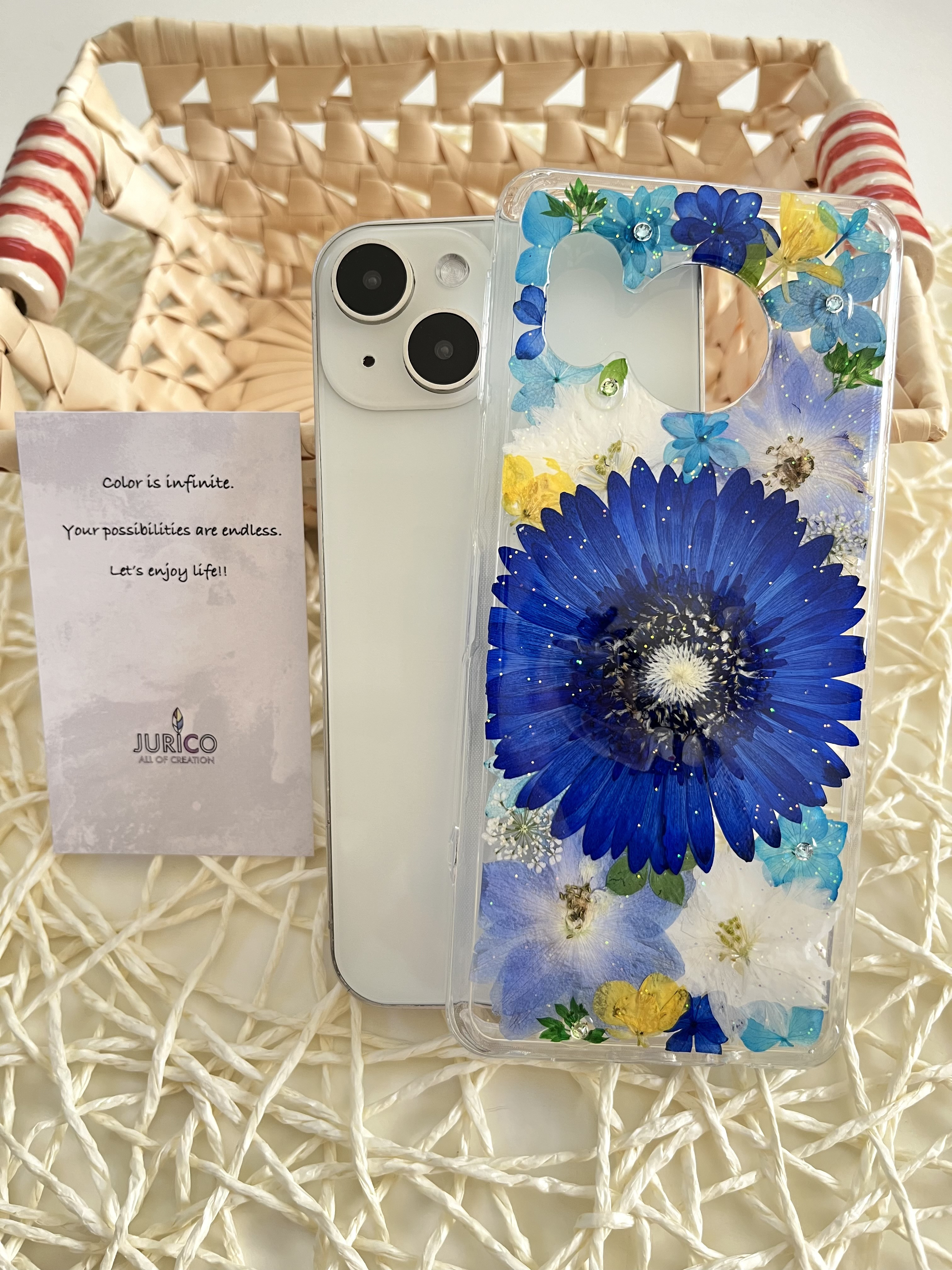 ブルーガーベラとデルフィニウムの押し花スマホケース　全機種対応/iphone/GALAXY/AQUOS/xperia/