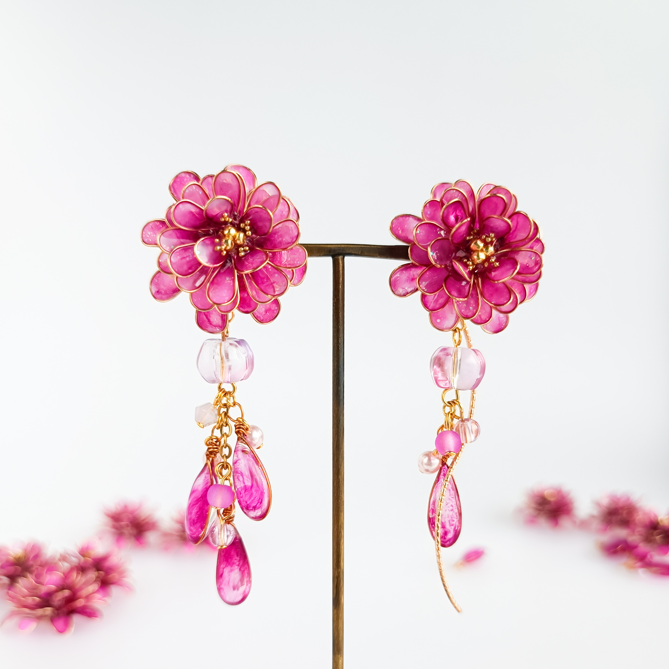 華やかで神秘的 ダリア 大ぶり Dahlia < magenta pink マゼンダピンク >  サージカルステンレス