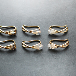 2個セット｜上品な輝きのヴィンテージガラスのイヤーカフ［インディゴ/アンバー］　 3枚目の画像