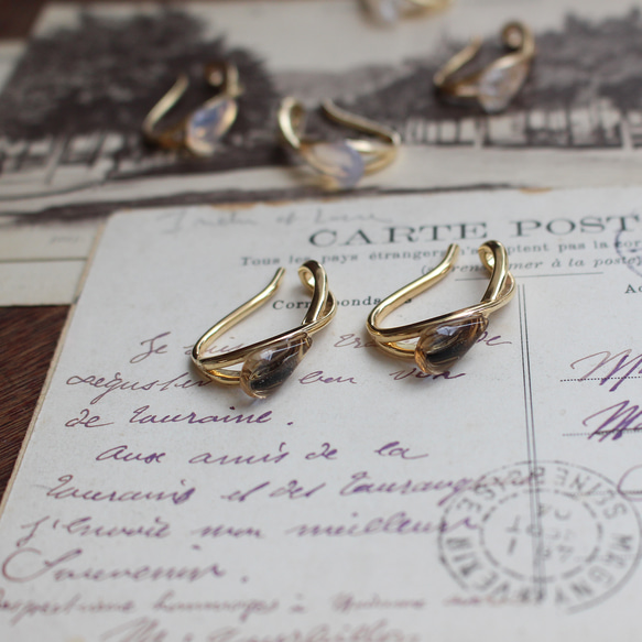 2個セット｜上品な輝きのヴィンテージガラスのイヤーカフ［インディゴ/アンバー］　 6枚目の画像