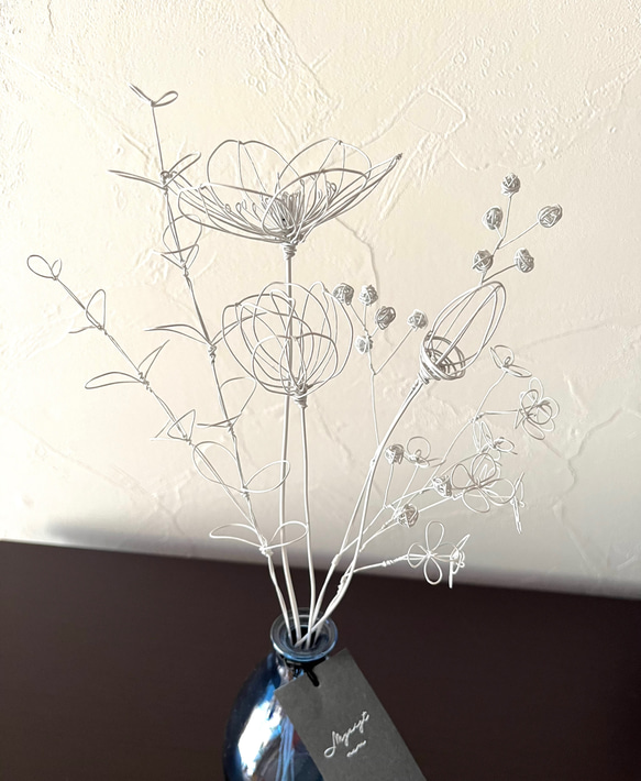【受注制作】白いお花の花束　　ワイヤーアート　ワイヤークラフト 2枚目の画像