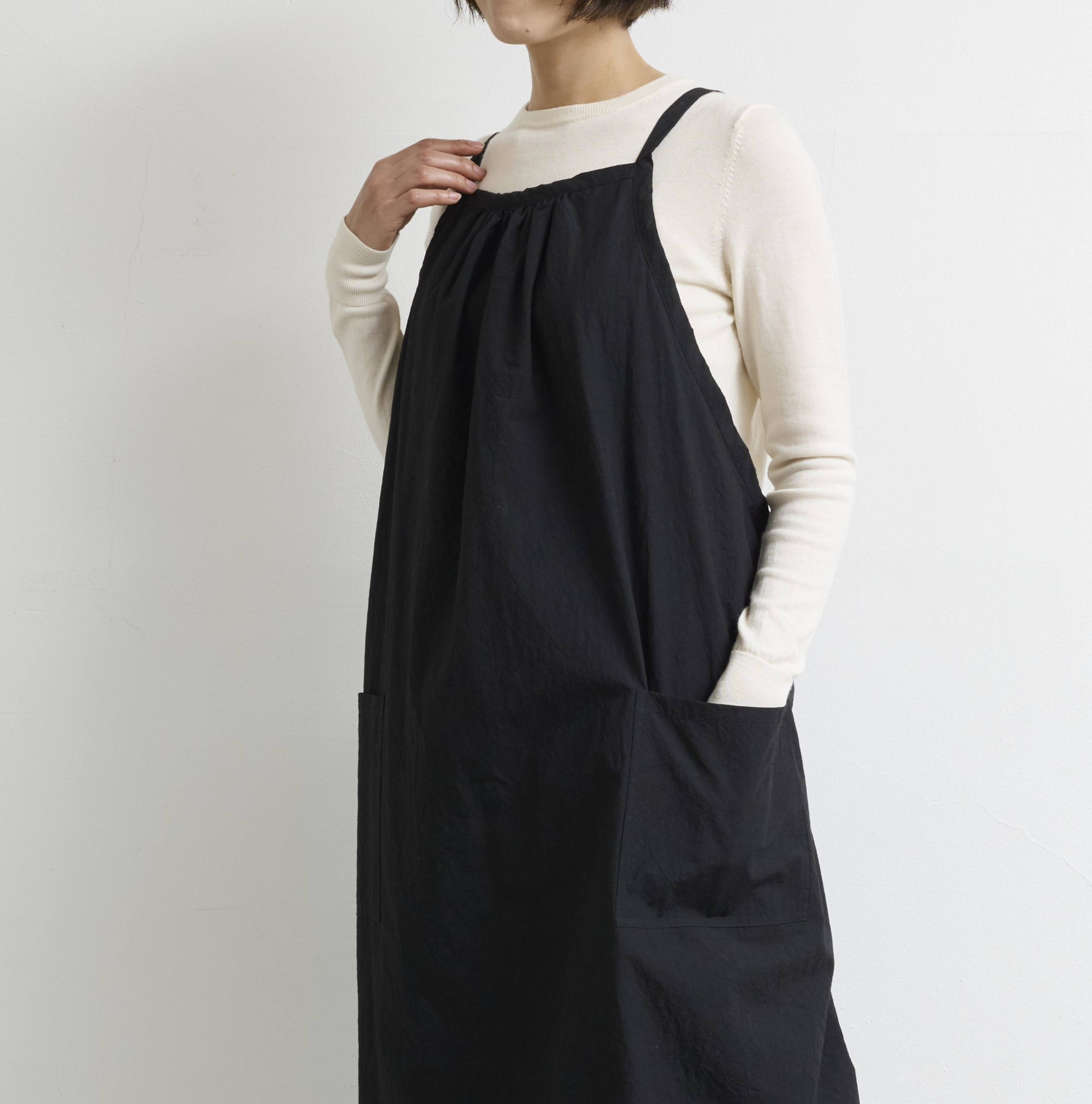 ギャザーエプロン TW / gather apron TW　ブラック
