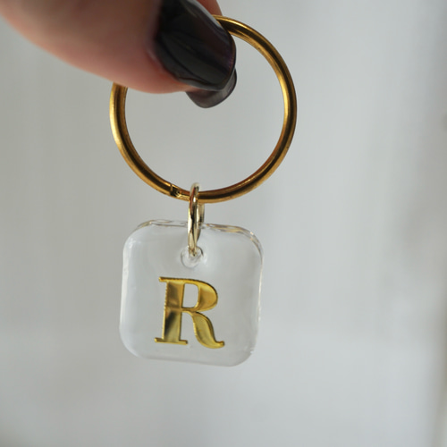 イニシャルキーホルダー キーリング キーホルダー クリアキーホルダー