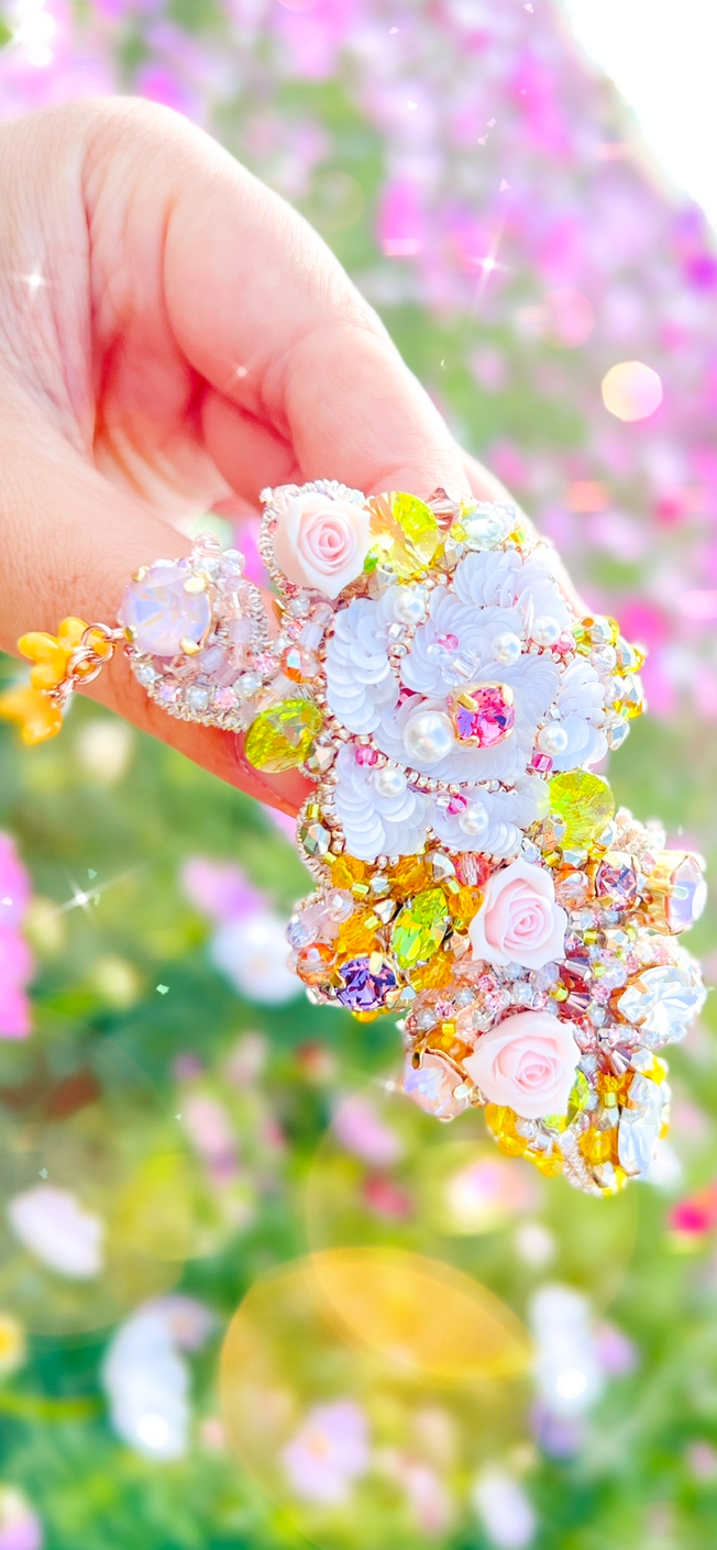 揺れる金木犀x秋白薔薇のレースバレッタ/オートクチュール刺繍