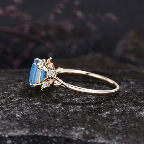 ユニークなリーフリング 12月の誕生石 天然スイスブルートパーズ