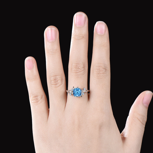 ユニークなリーフリング 12月の誕生石 天然スイスブルートパーズ