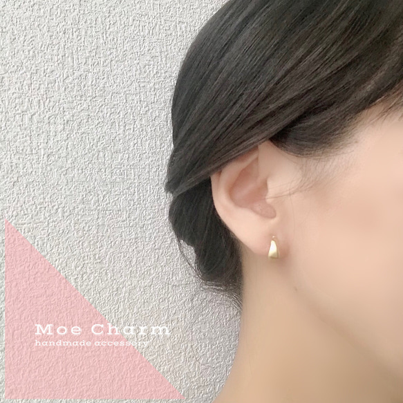 まるでピアス✧*｡マットゴールド 樹脂製ノンホールピアス／シンプル 