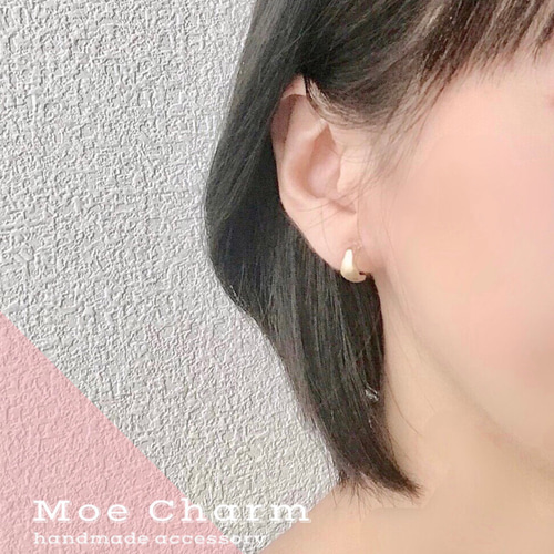 まるでピアス✧*｡マットゴールド 樹脂製ノンホールピアス／シンプル