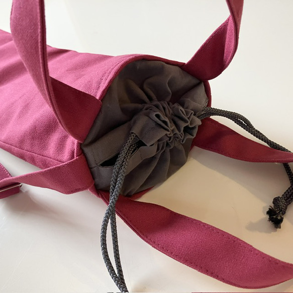譜面台ケース（ラズベリー）〜持ち手付、肩紐付の譜面台バッグ〜　厚めキルト芯入りなので譜面台を守ってくれる♡ 15枚目の画像