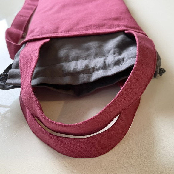 譜面台ケース（ラズベリー）〜持ち手付、肩紐付の譜面台バッグ〜　厚めキルト芯入りなので譜面台を守ってくれる♡ 14枚目の画像