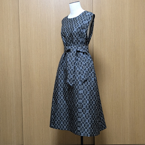 SOLD 着物リメイク ワンピース 大島紬 M〜L ワンピース さら