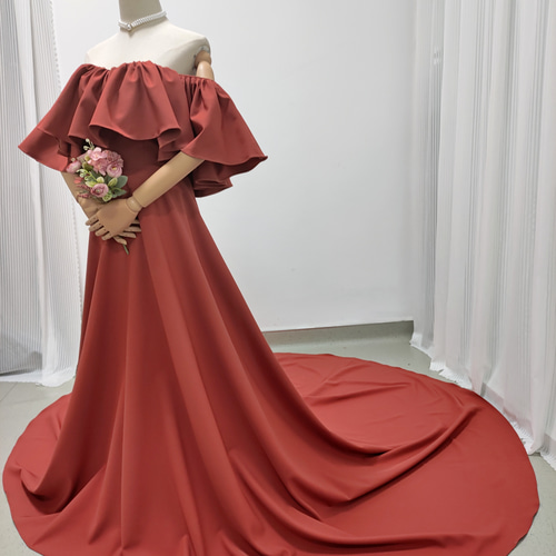 実例写真！パーティードレス テラコッタ色 オフショルダー 編み上げ 前