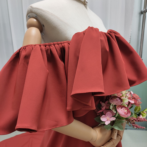 テラコッタ　パーティードレス　ウェディングドレス　前撮り　オフショルダー Amazon | [Fiveen] カラードレス 前撮りドレス オフショルダー