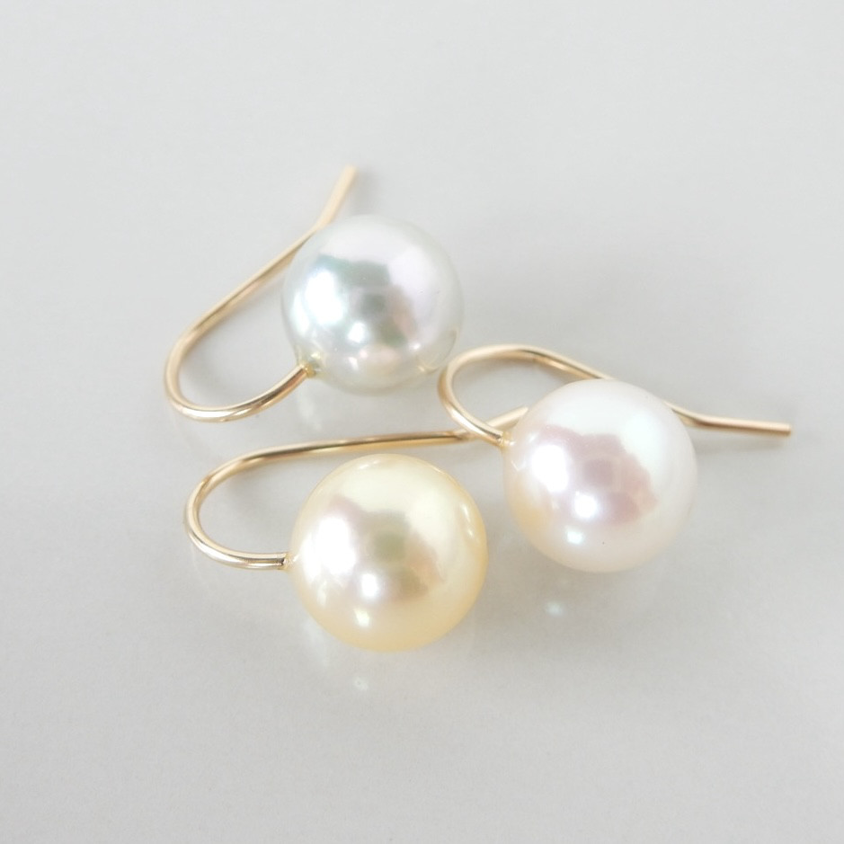 アコヤパールフックピアス（ホワイト/ゴールド/ブルー）14kgf【1604】