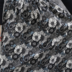 ノルディック調フラワー コーデュロイ ギャザースカート（ グレイ ）ロング マキシ ポケット グレー 灰色 3枚目の画像