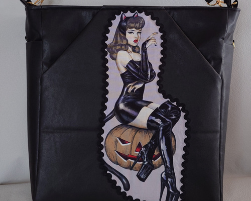 アレキサンダーヘンリー　バック ショルダー紐付き　Ghastlie　廃盤　レア アレキサンダーヘンリー バック ショルダー紐付き Ghastlie 廃盤